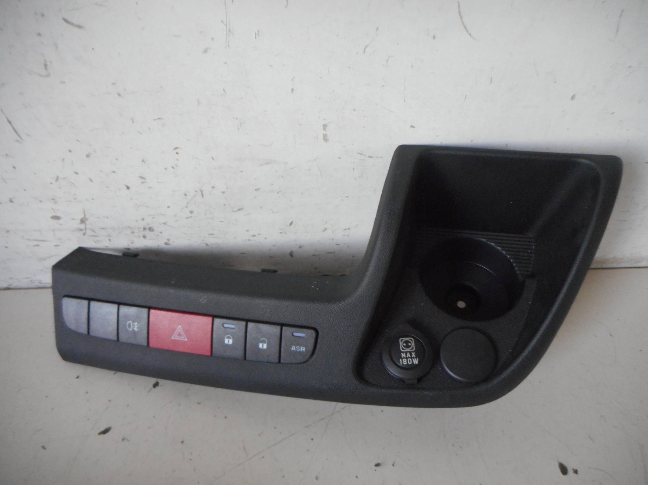 Interruttore blocco comando luci